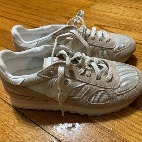 Saucony Originals Shadow Original Sage Shoes for Women Rubber Tread Pattern 7 - Picture 1 of 10